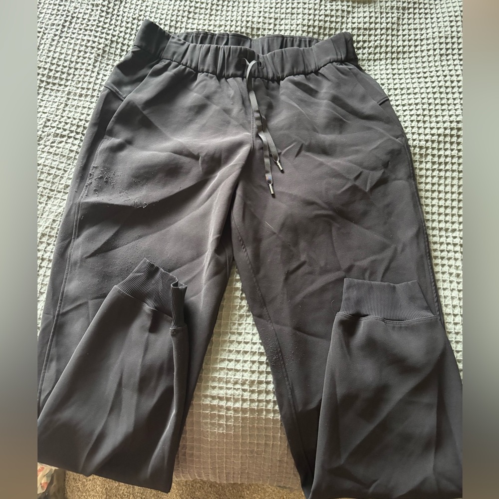 Lululemon joggers